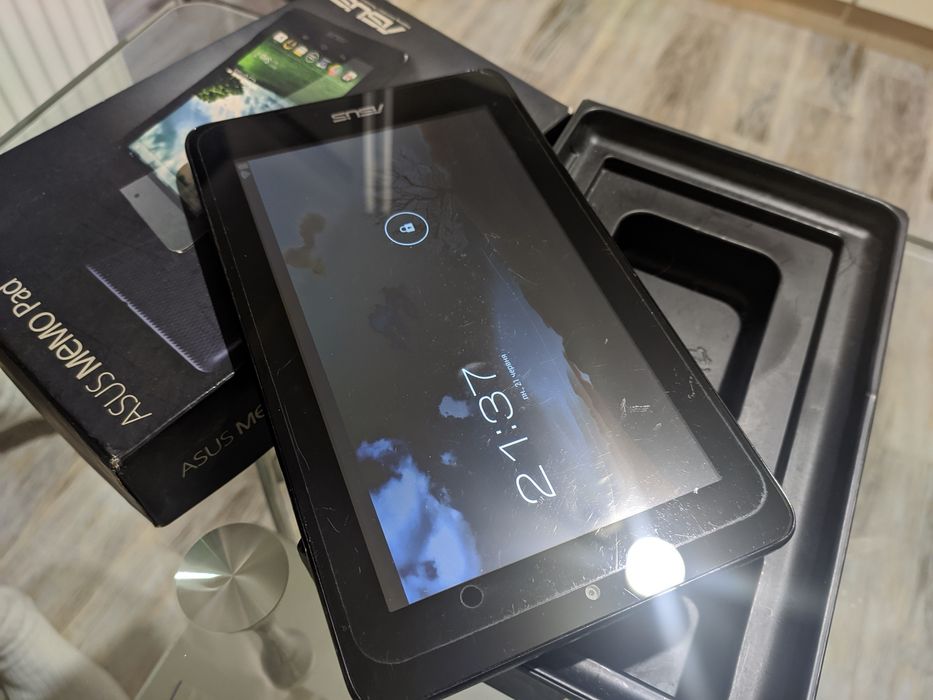 Asus memo pad планшет як на запчастини
