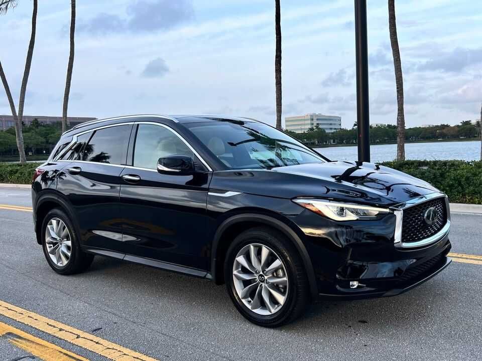 2022 Infiniti QX50 LUXE