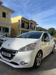 Peugeot 208 1.4 HDI style.