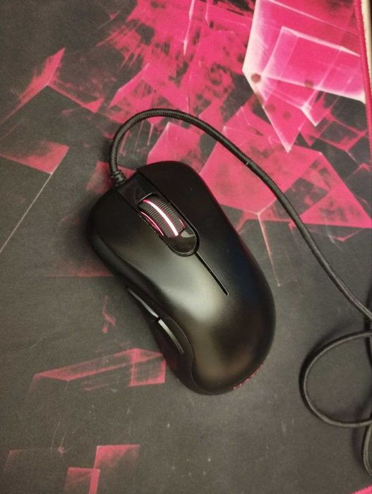 Ігрова мишка Hator vortex Evo з RGB підсвіткою.