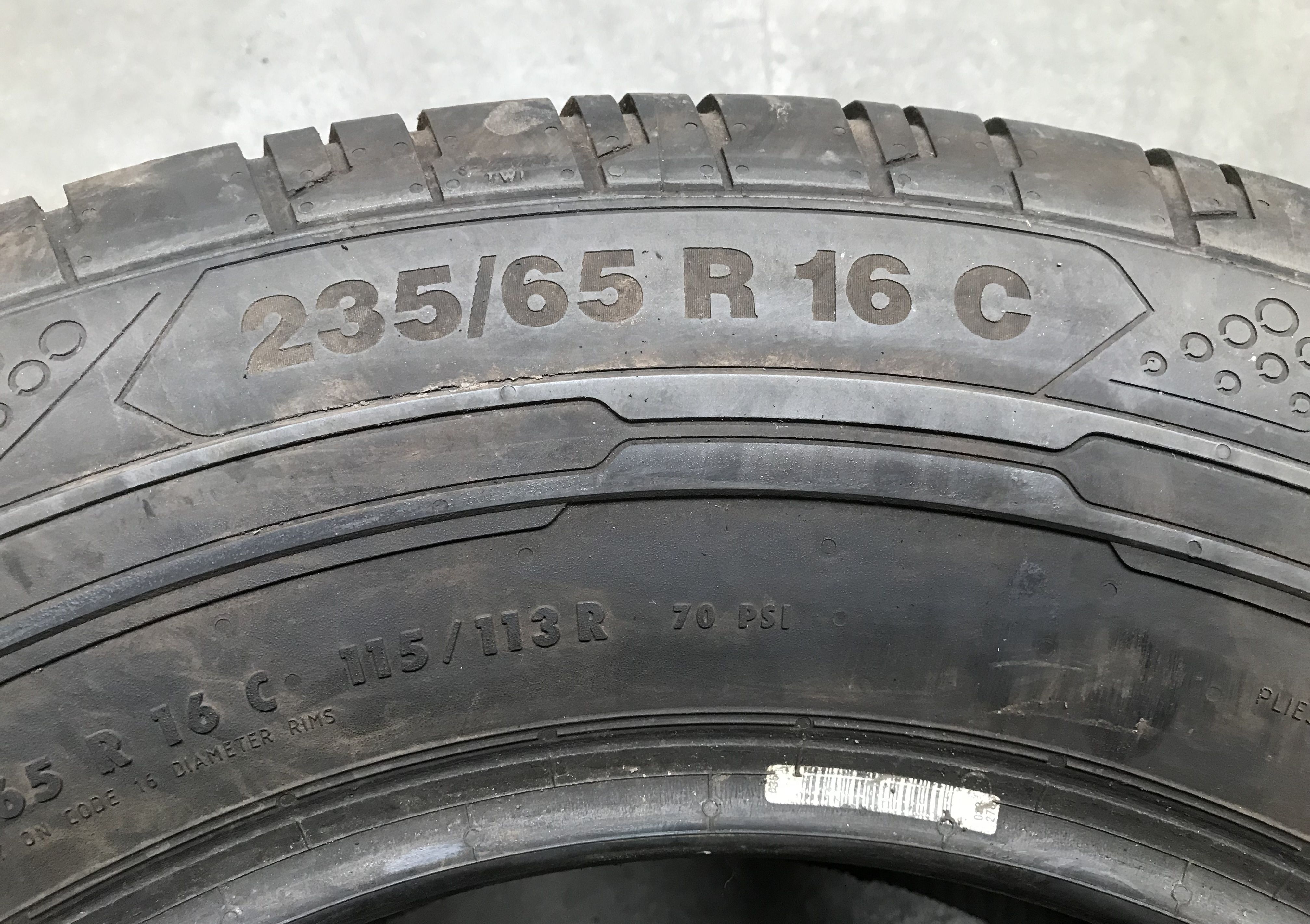 letnia dostawcza 235/65R16C 115/113R Continental VanContact 200