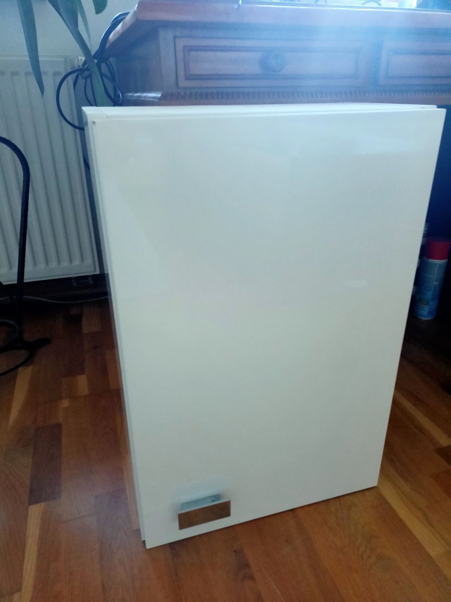 Szafka łazienkowa wisząca