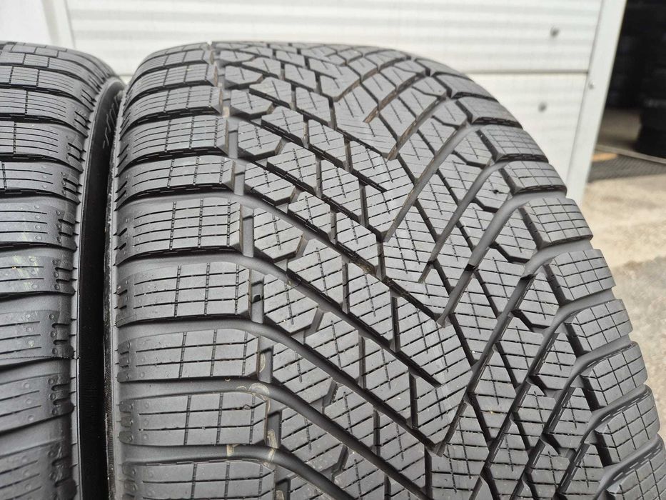 2x OPONY ZIMOWE 285/40/21 Pirelli Winter Scorpion 2 109V 7,5MM