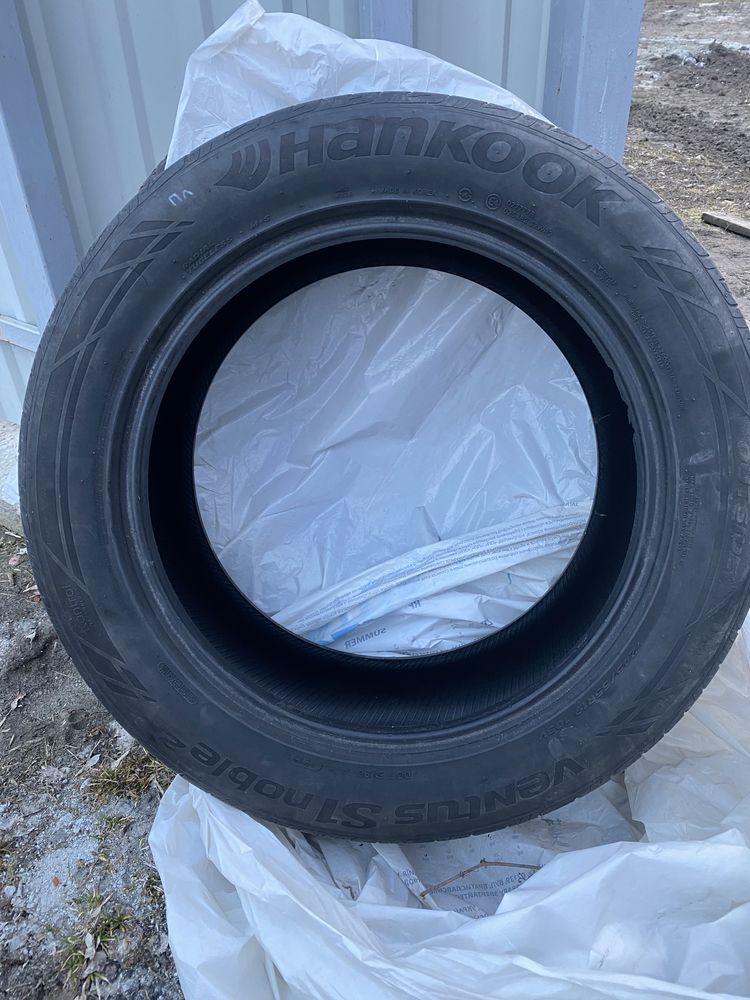 Шини Hankook ухорошому стані.