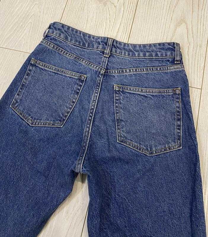 Жіночі джинси MOM jeans H&M
розмір S (36)