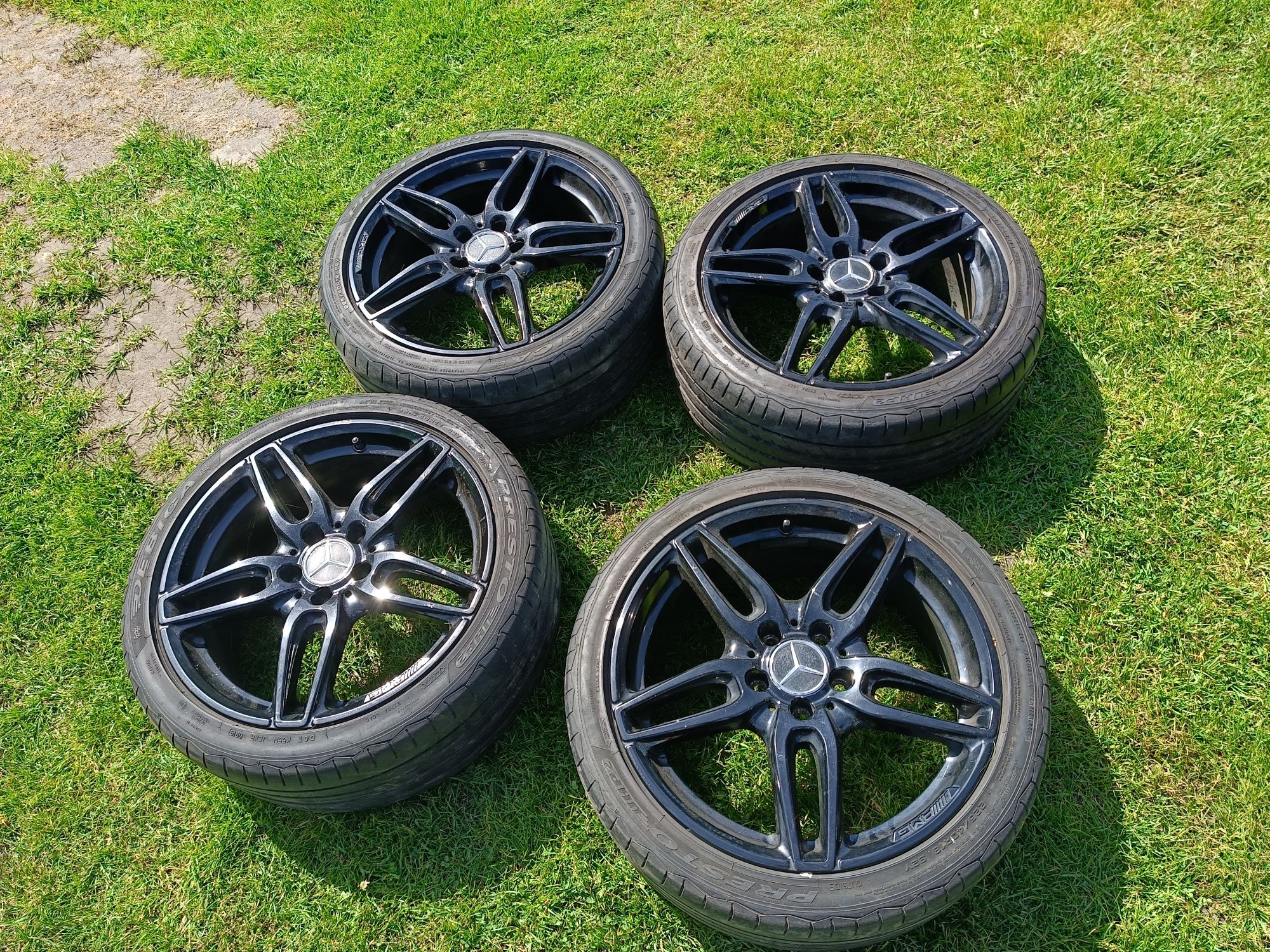 Sprzedam czarne felgi  AMG z oponami 5x112 R18