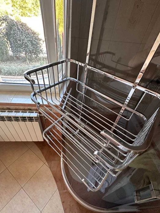 chromowana półka pod prysznic