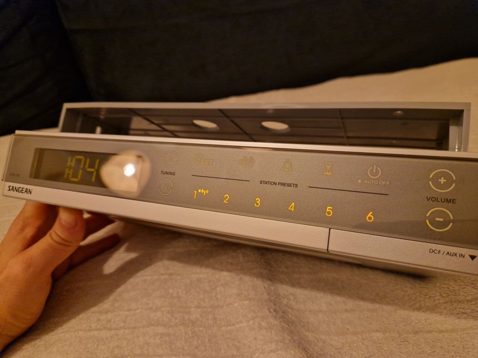 Sangean UCR-100 kuchenne