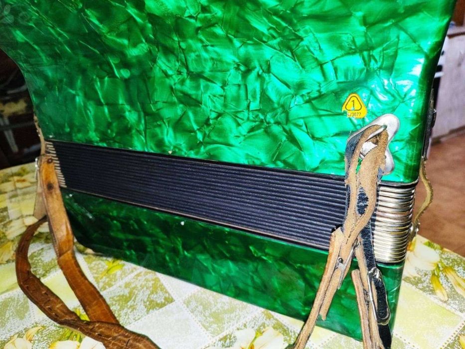 Akordeon Weltmeister 80