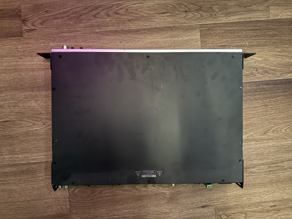 Wzmacniacz strefowy Bose FreeSpace IZA 2120-HZ / 2 SZTUKI