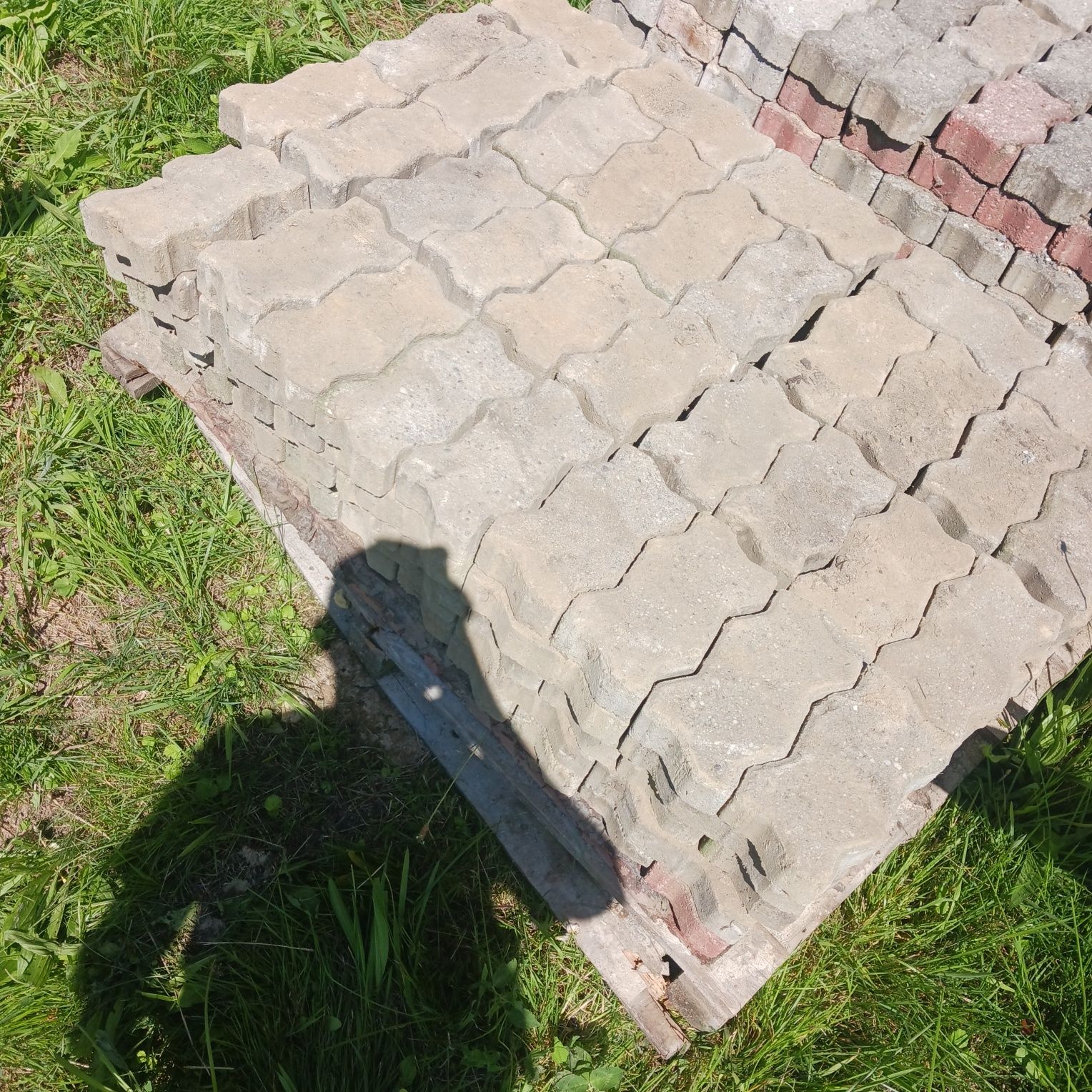 Kostka z rozbiurki