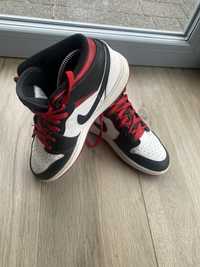 Nike Air Jordan 1 MID 38.5