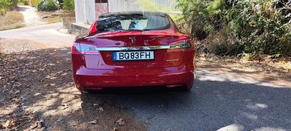 Tesla Model S Long Range 2020 FSD