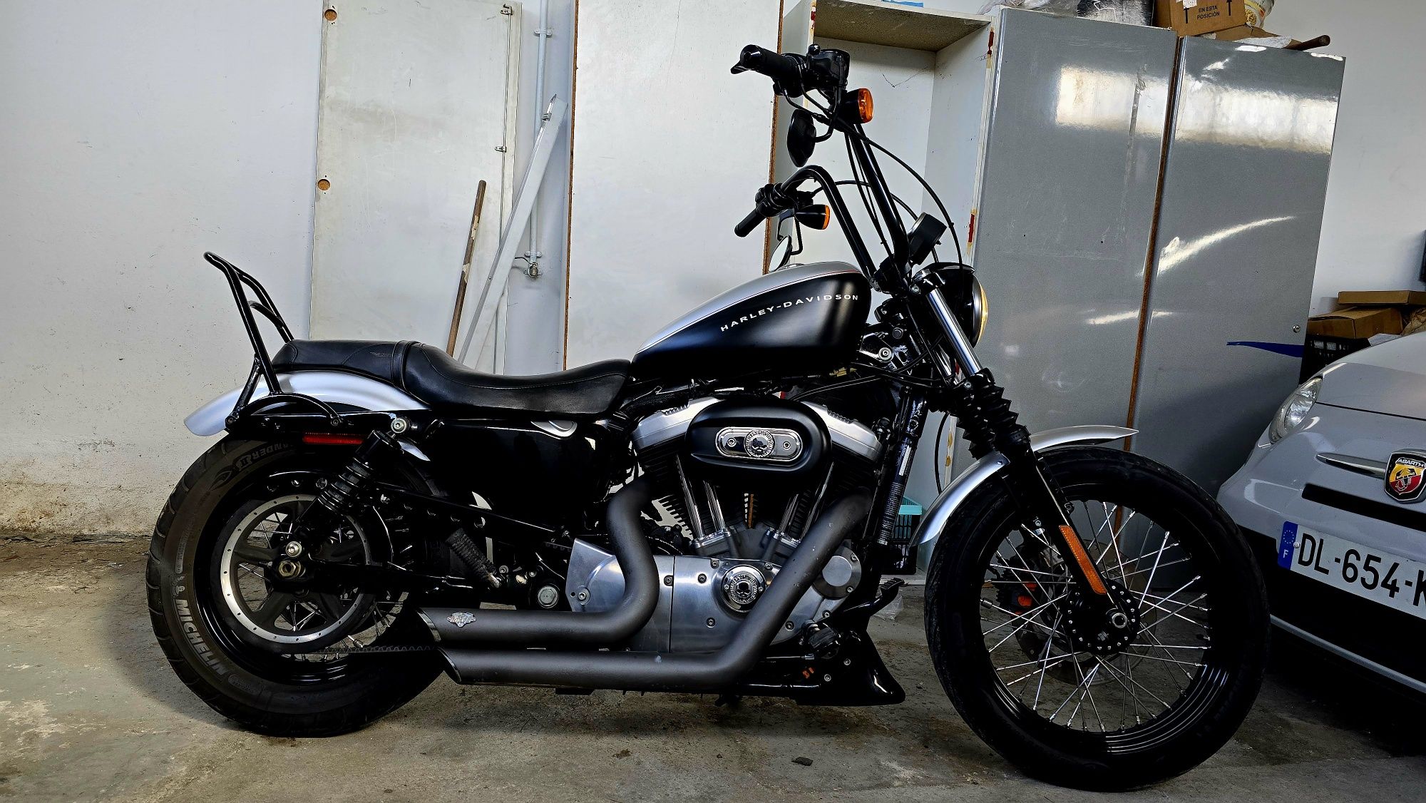 Harley Davidson SPORSTER 1200 NIGHTSTER Vance & Hines