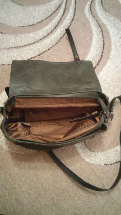Сумка жіноча з шкірзамінника.