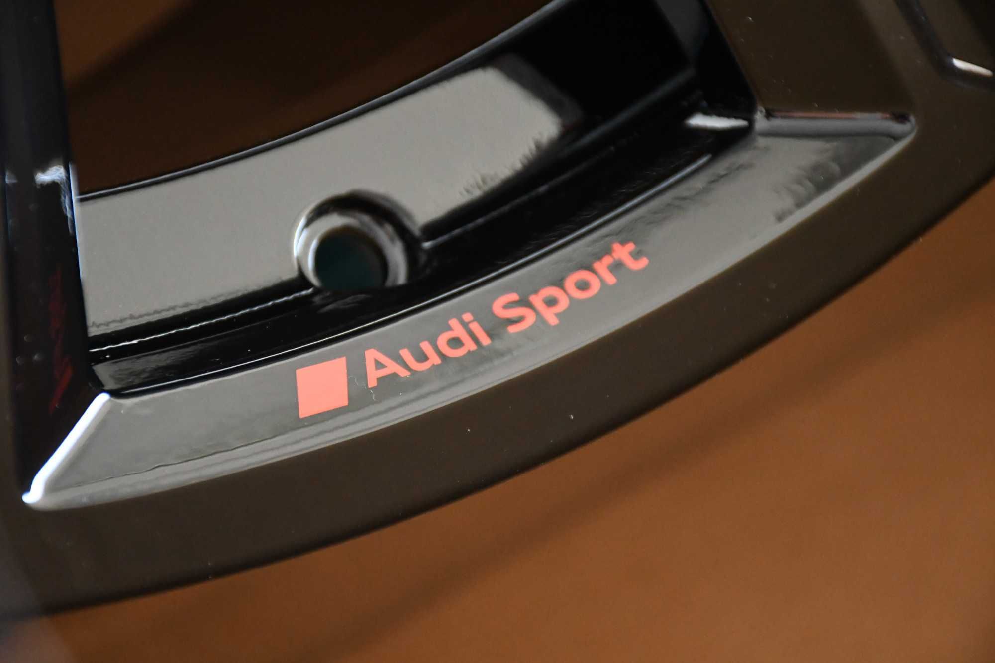 Koła Felgi 23" Audi Q8 SQ8 RSQ8 Nowe Audi Sport Black Piano