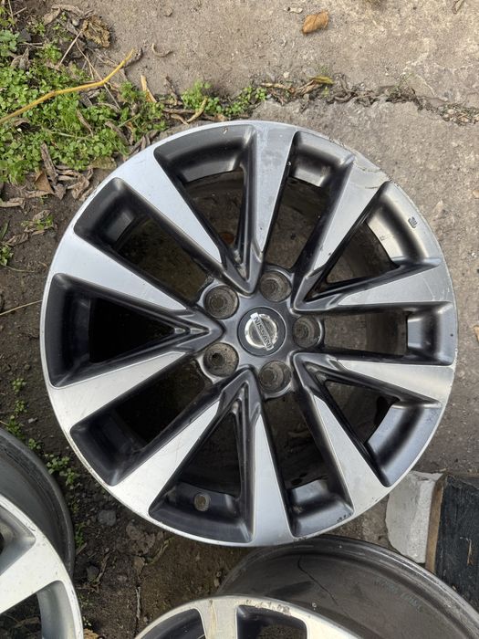Диски Nissan 5х114.3 R17 Ц.О 66.1 ET50 5*114,3