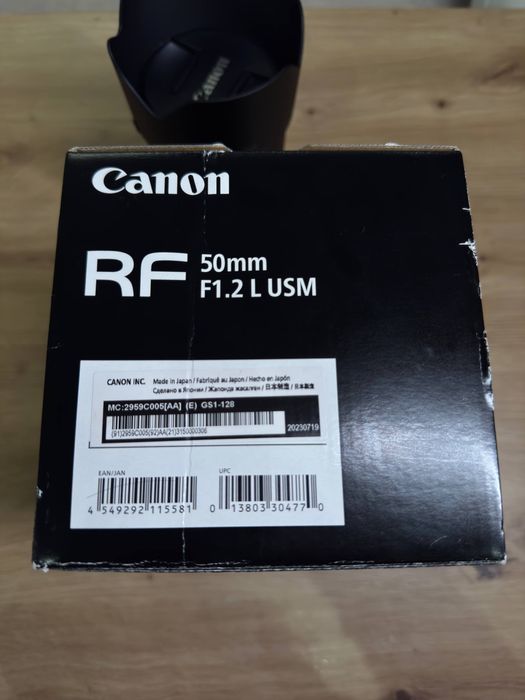 Canon RF 50mm f/1.2L USM