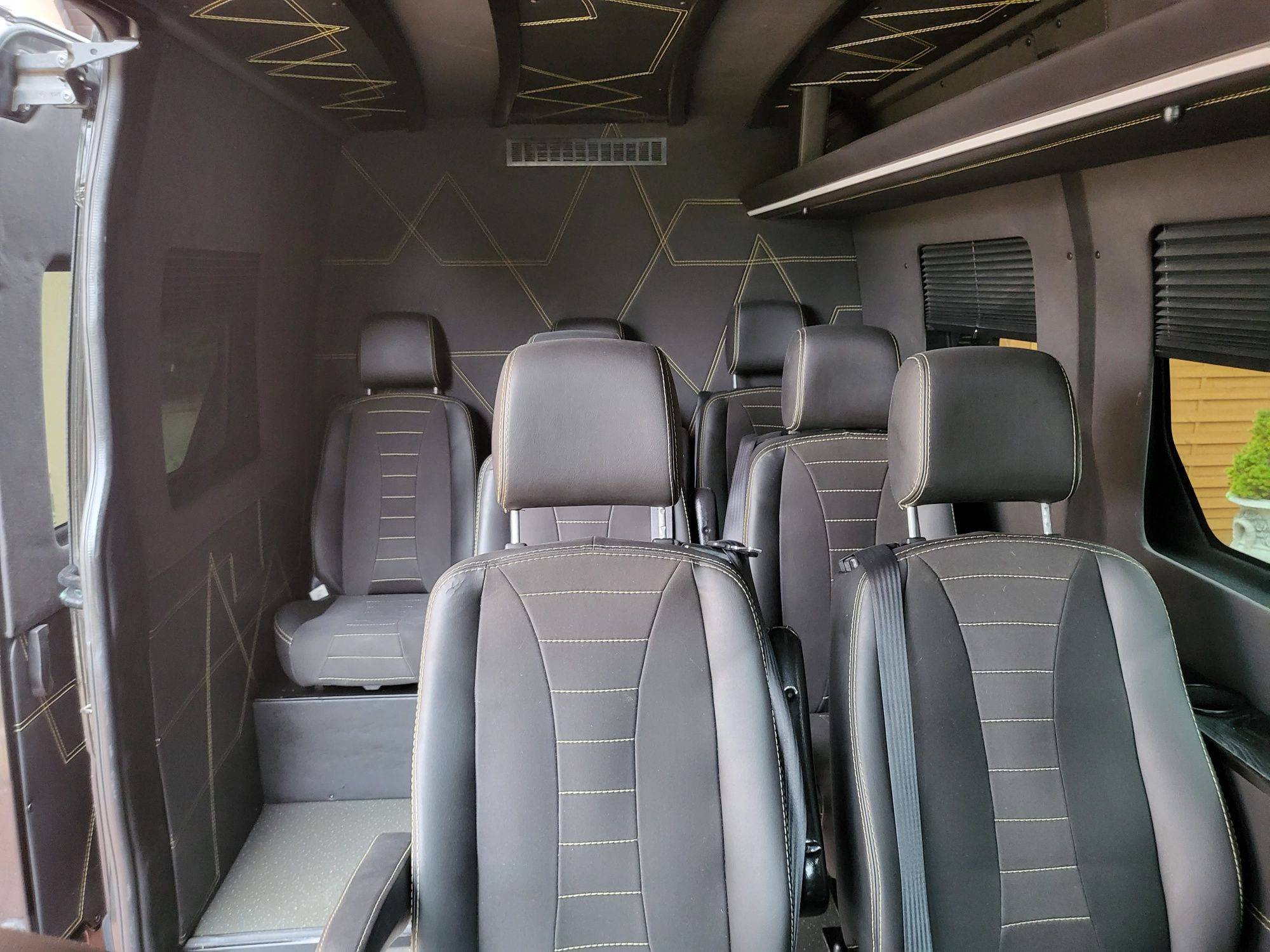 Bus 9 osobowy Renault Master VIP Kielce wynajem