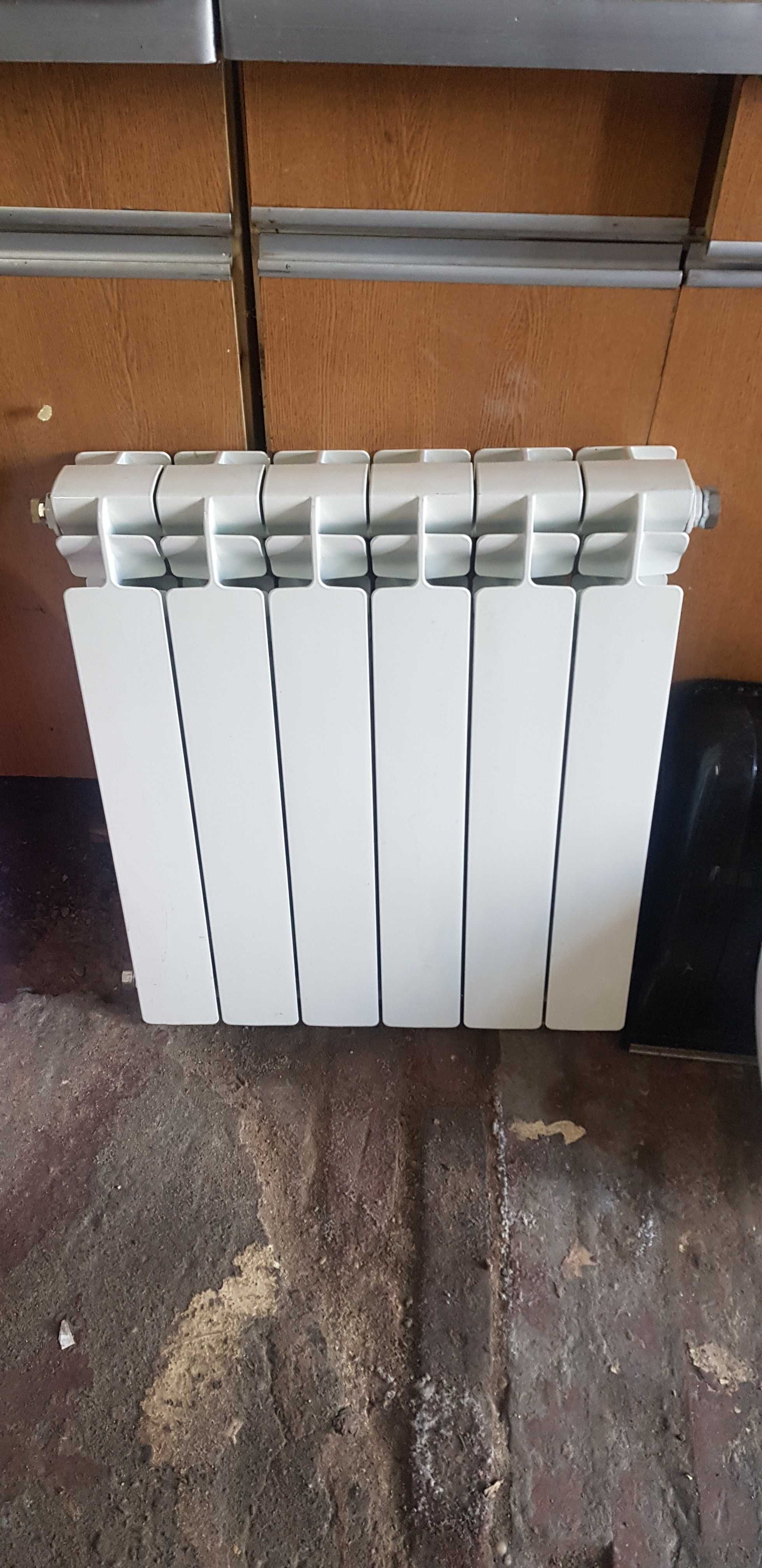 Grzejnik aluminiowy 6-żeberkowy