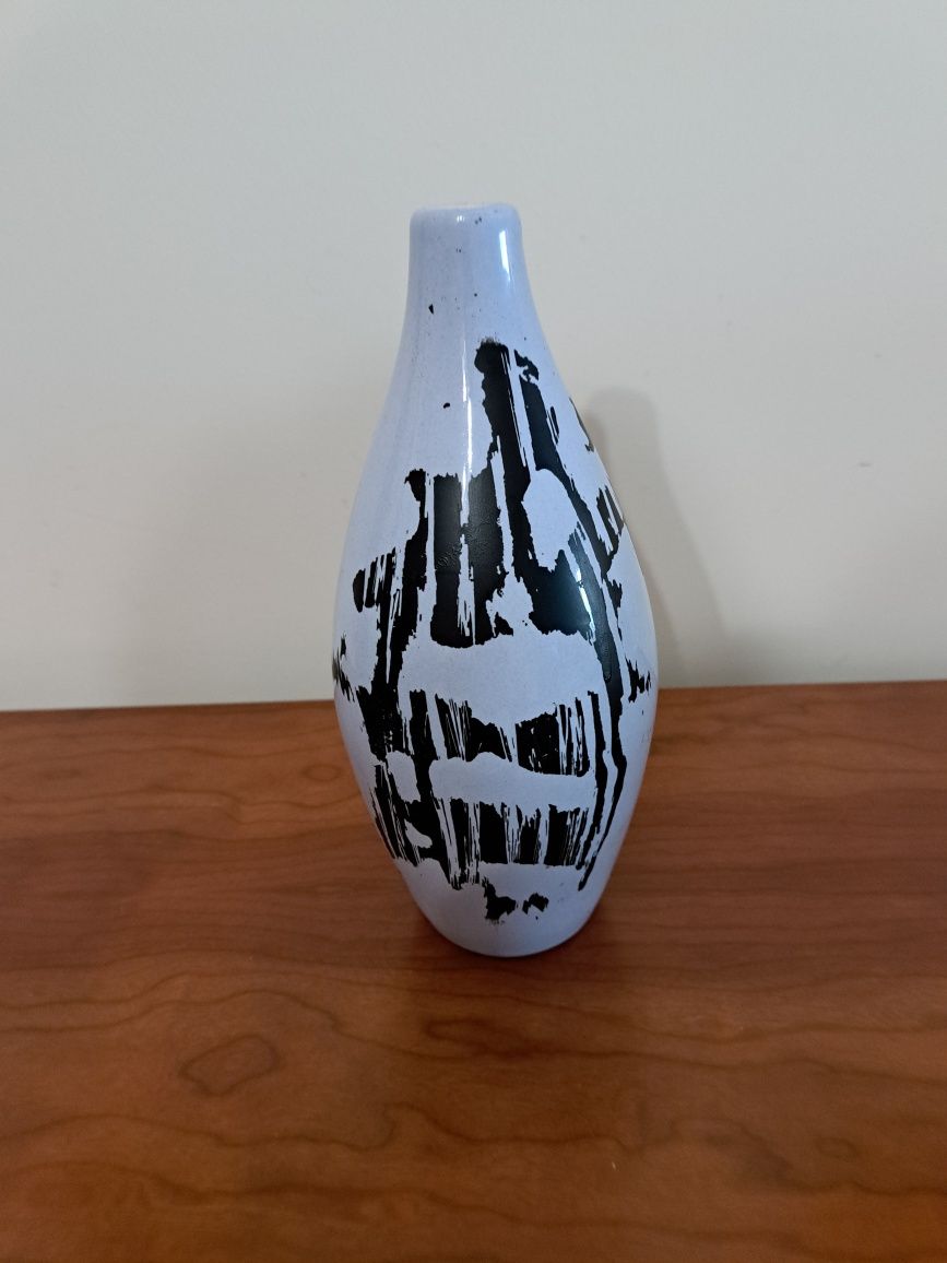 Jarra Moderna  - Altura  24cm - Cerâmica