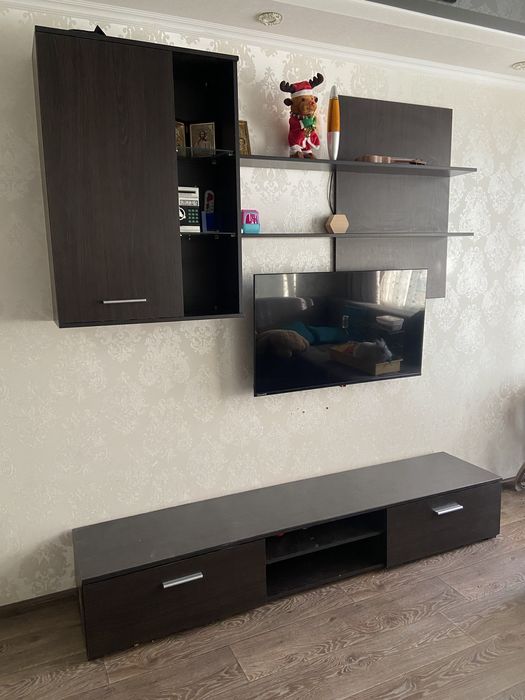 Продам : стенку для гостиной