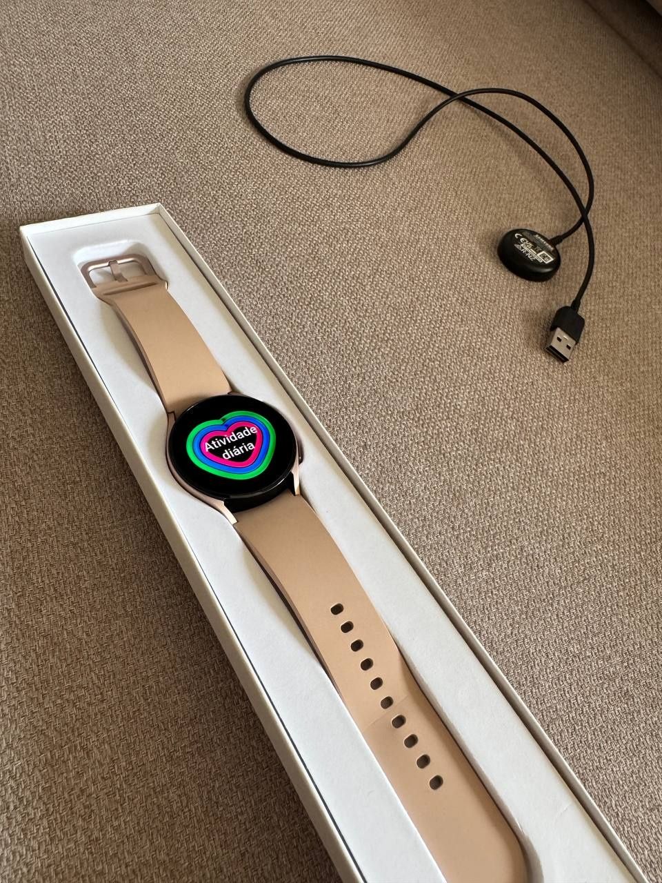 Samsung Galaxy Watch4 40mm, estado Impecável.