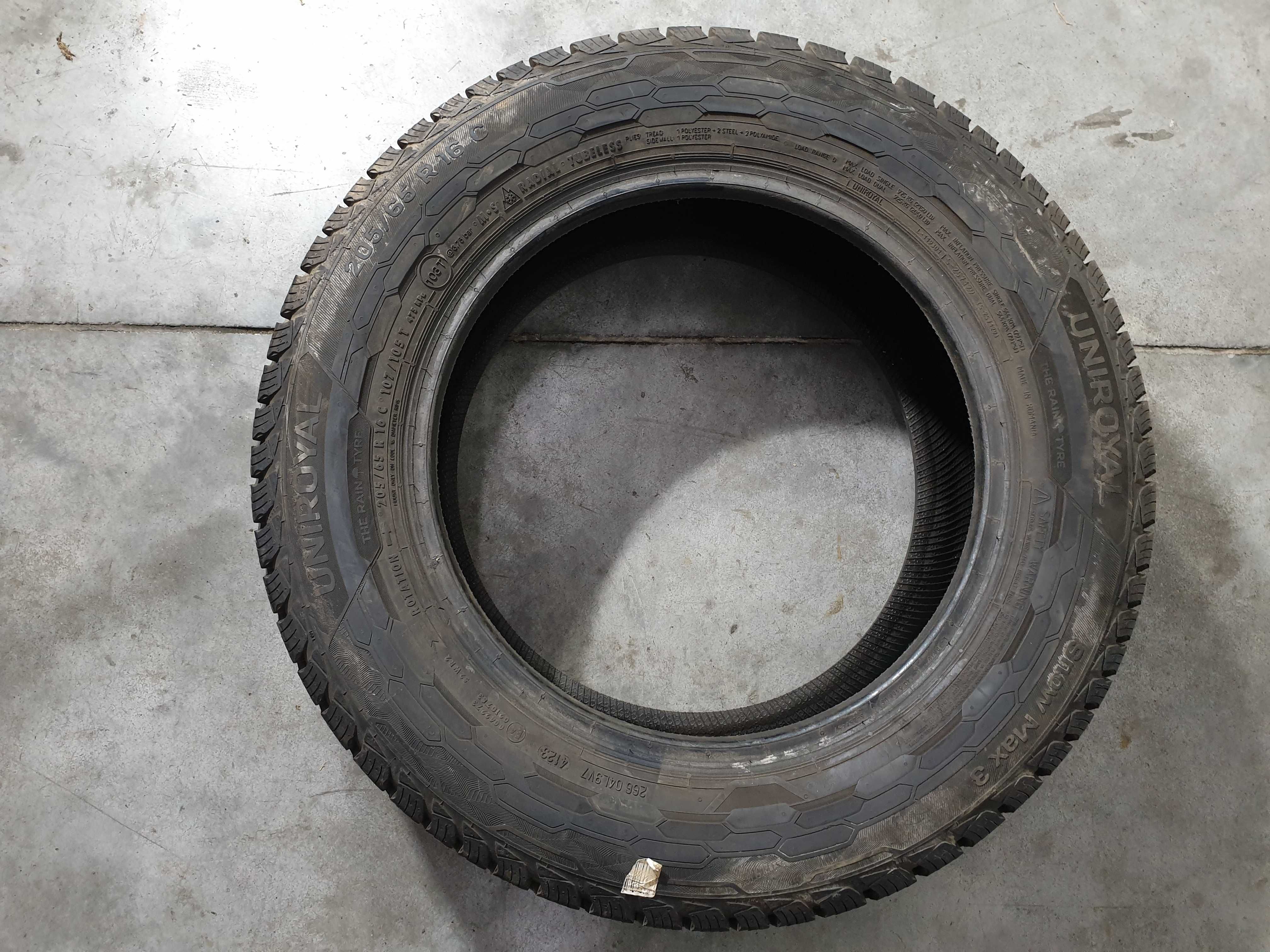 1szt. 205/65/16C 107/105T Uniroyal SnowMax 3 9,5mm 2023r [ 10939 ]