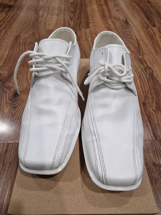 Buty chłopięce komunijne