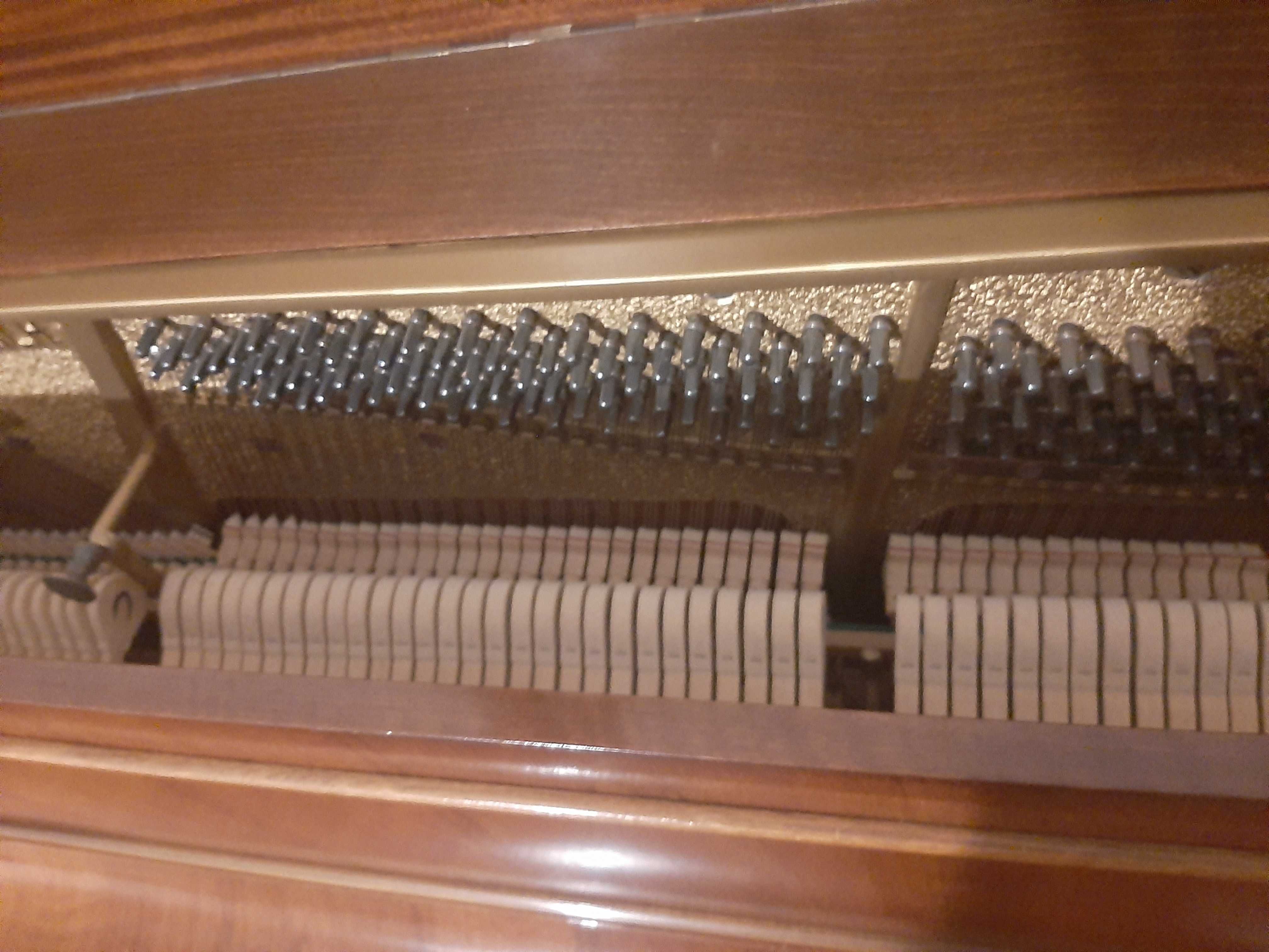 Sprzedam pianino niemieckiej marki Feurich lepsze niż Yamaha