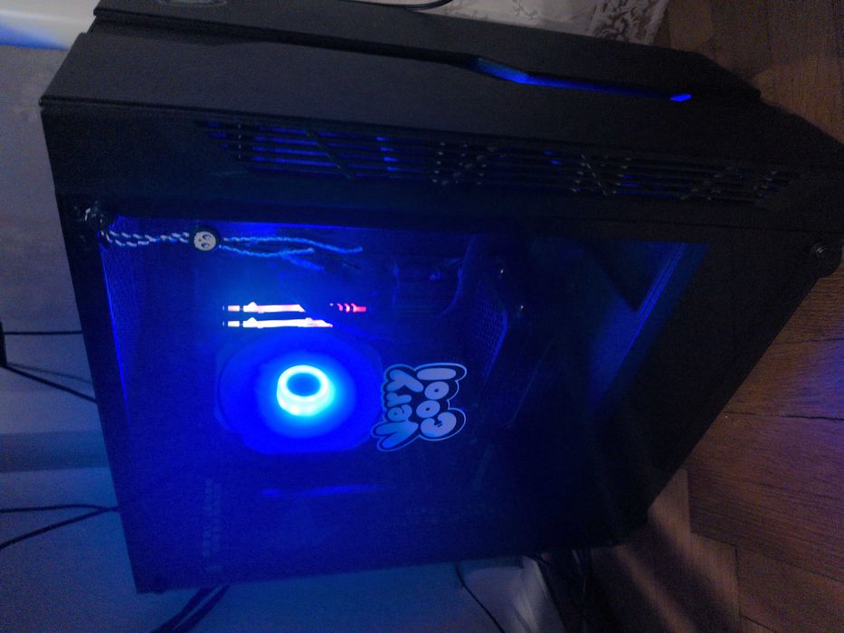 Komputer stacjonarny