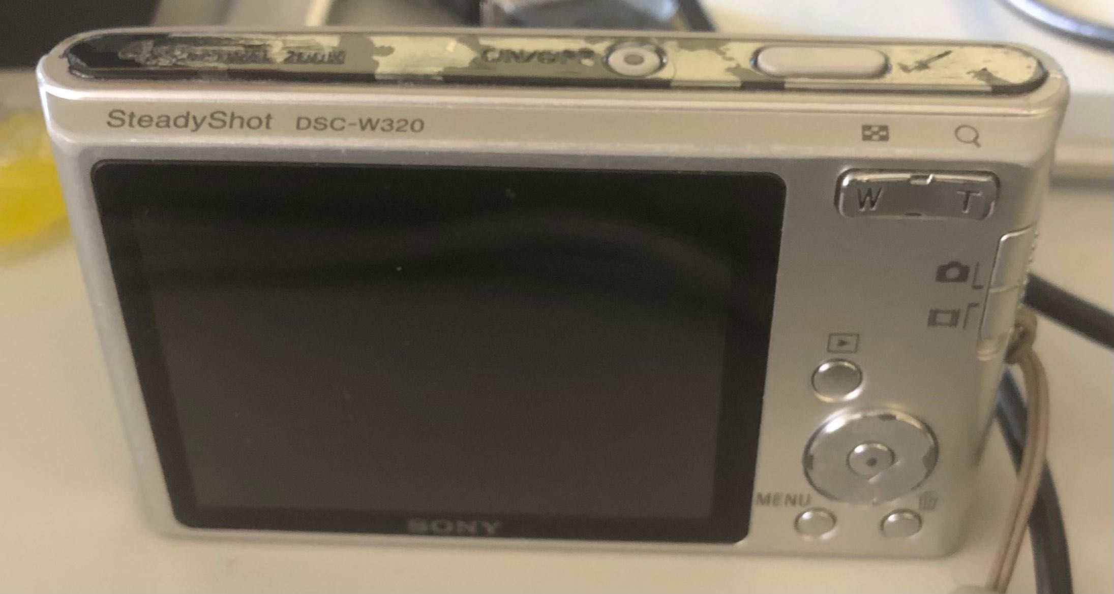 Máquina fotográfica Sony Cyber-shot DSC-W320