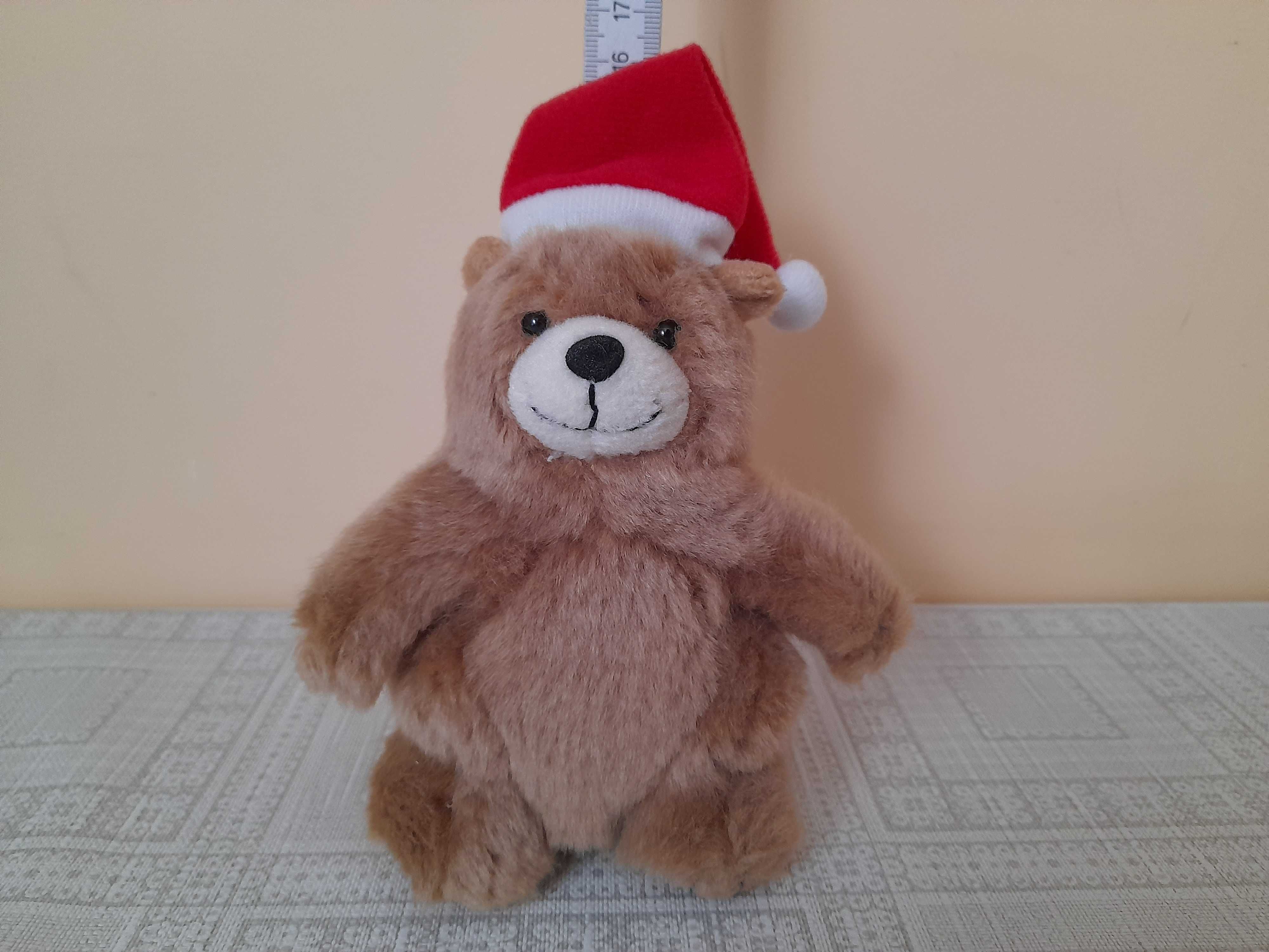 Maskotka Mały Pluszowy MIŚ 16 cm niedźwiedź Mikołaj kalendarz