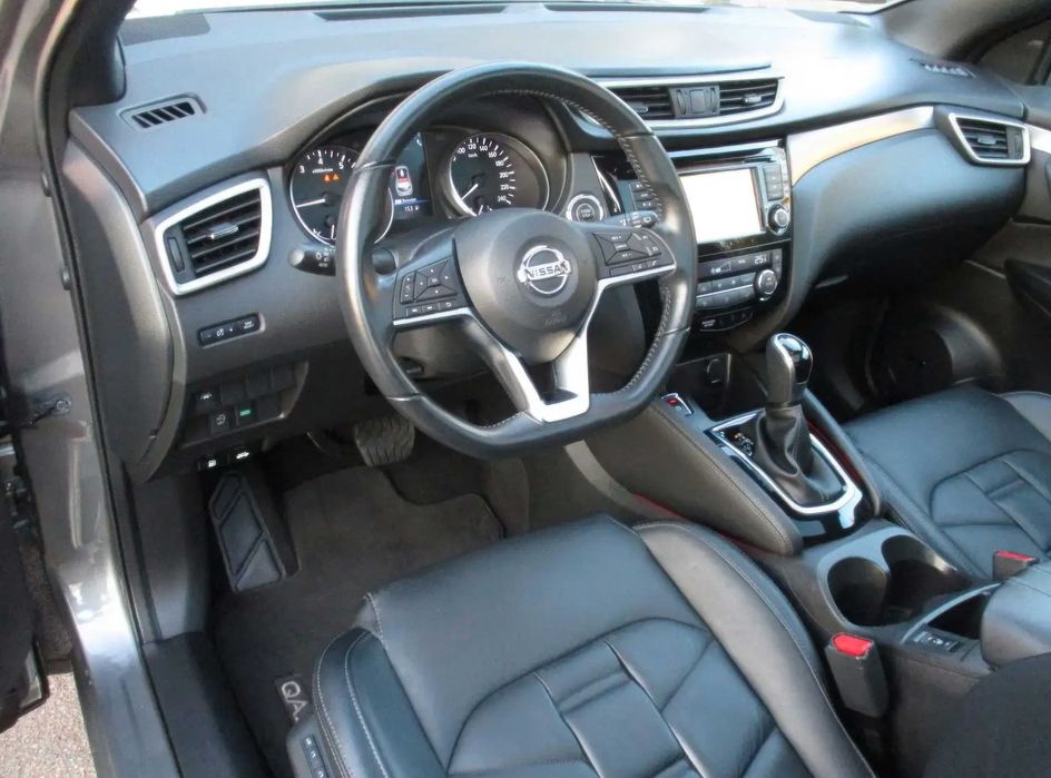 Nissan Qashqai      2019