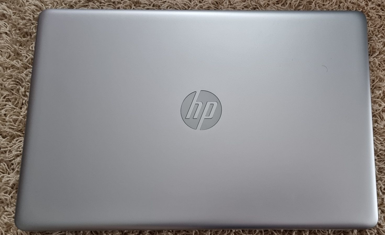 HP 15 " Laptop  Intel i5-8256 8 generacji  16GB RAM. 2 dysk SSD Navida