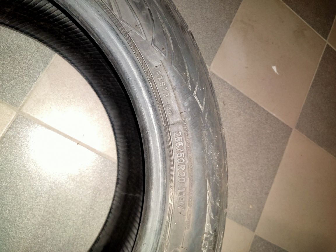 Продаю шину TOYO 255/50 R20