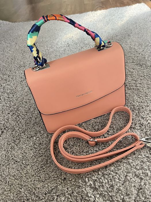 Жіноча світло-рожева сумка