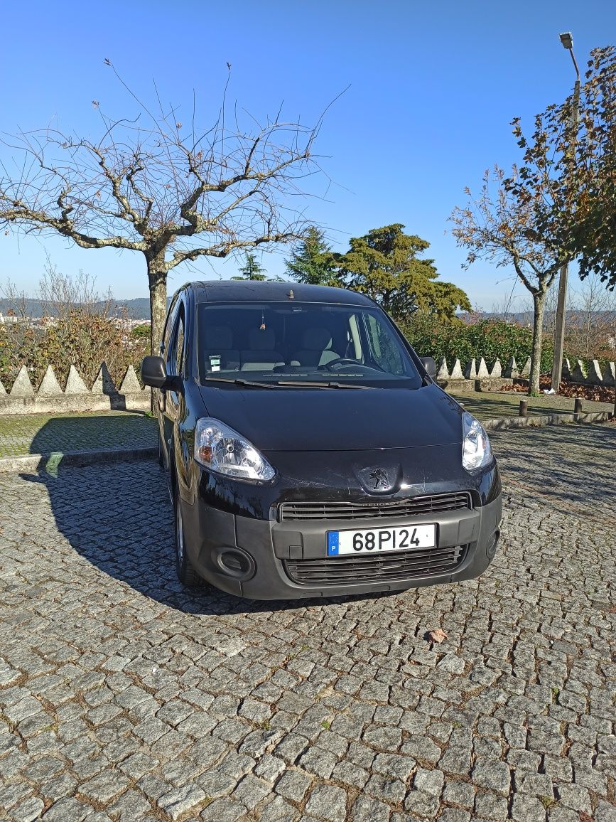 Peugeot Partner 1.6 Longa 3 lugares 7400€