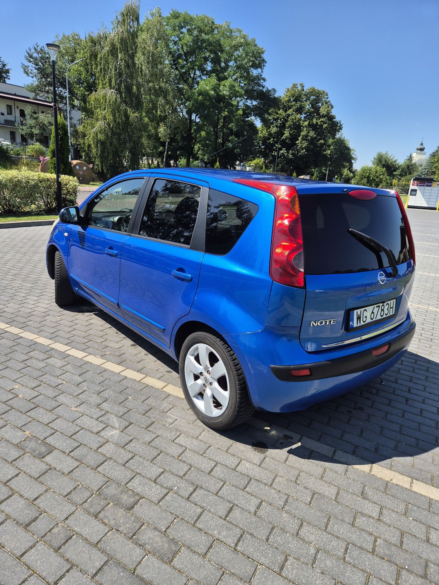 Nissan note 1.6 16v z LPG.