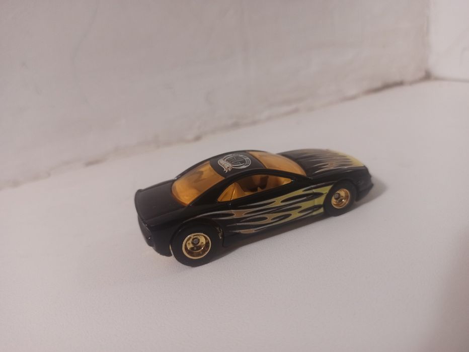 Лот фантазійок плюс модель Treasure Hunt 2003року