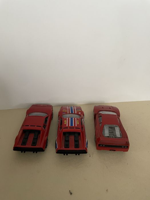 Ferraris da burago 1:42
