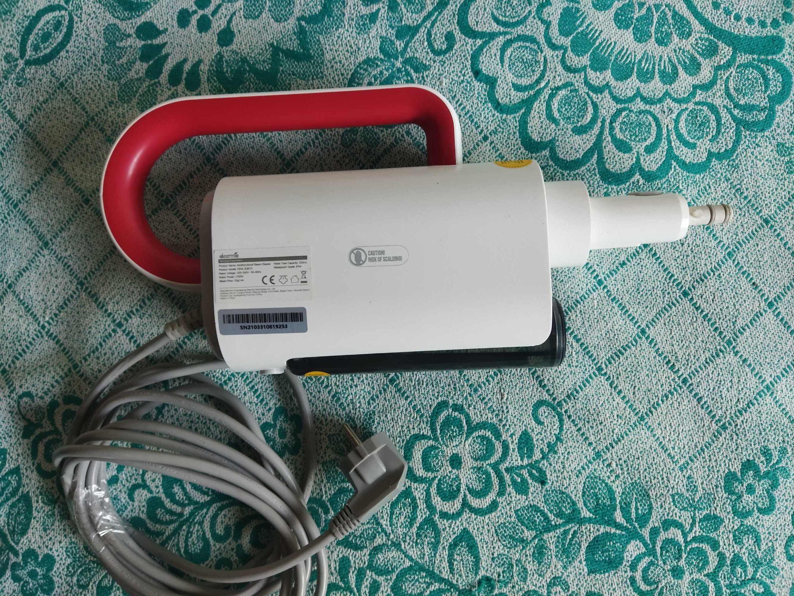 Паровая швабра DEERMA Multi-function Steam Cleaner 1600W DEM-ZQ610.