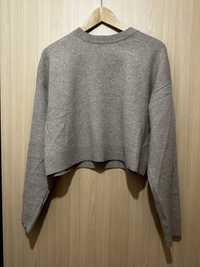 Beżowy sweter Bershka