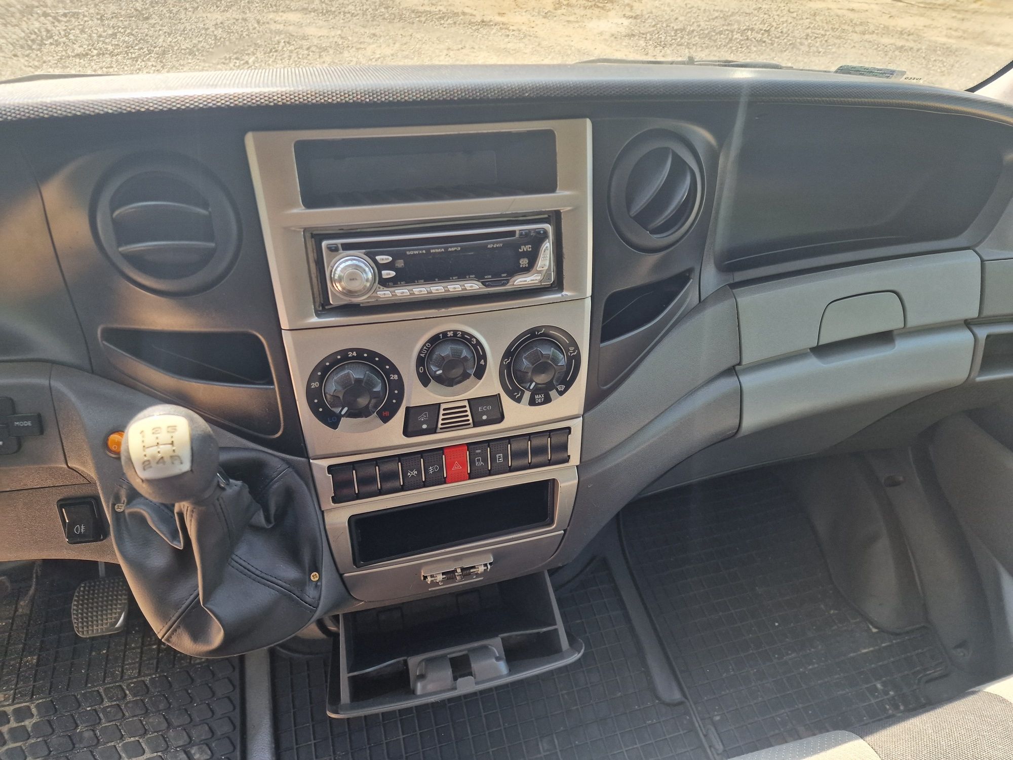 Iveco 35c12 wywrotka.