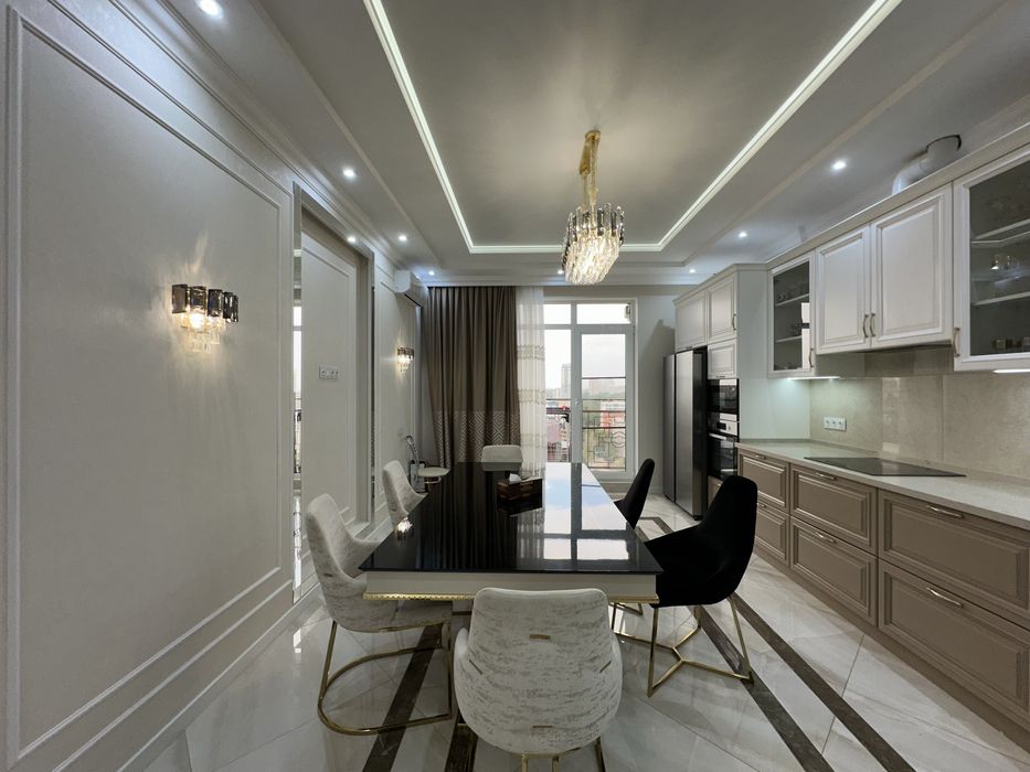 Шикарная 3к на Французском бульваре