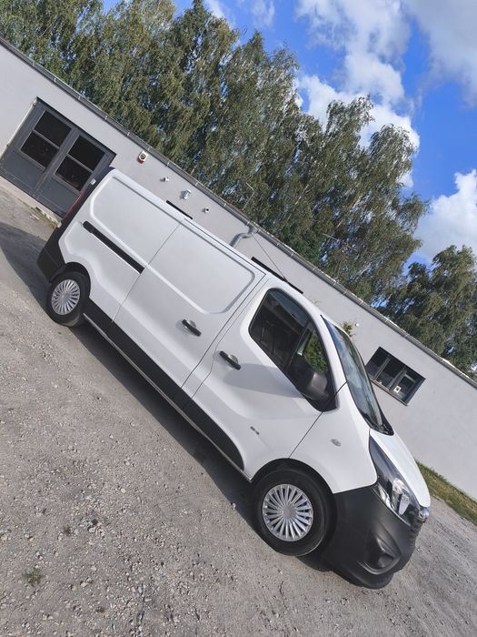Opel Vivaro l2h1 long 2017r 174tkm fv23