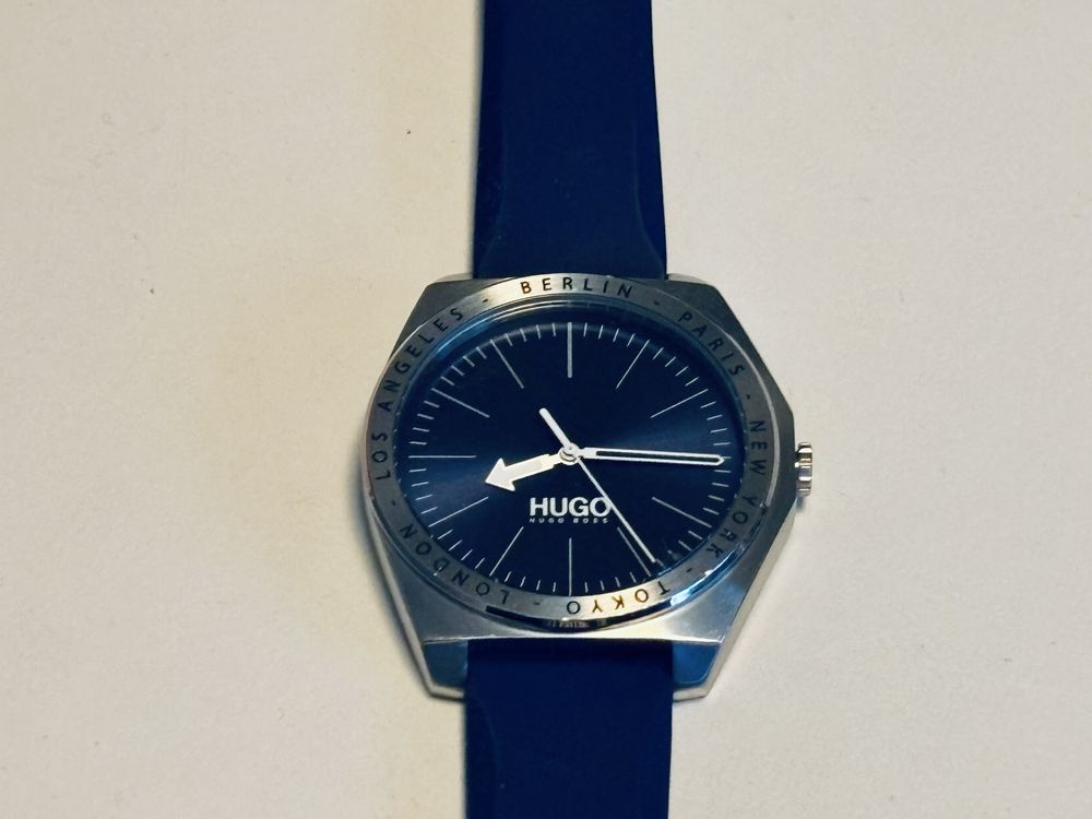 Zegarek męski marki Hugo Boss model ACT Blue