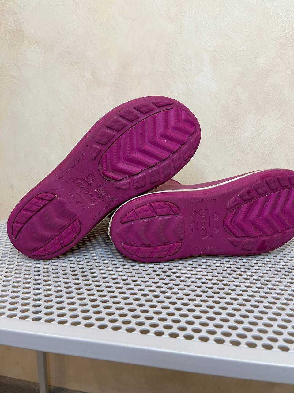 Crocs women's Jaunt Shorty Boot Гумові чоботи Crocs рожеві