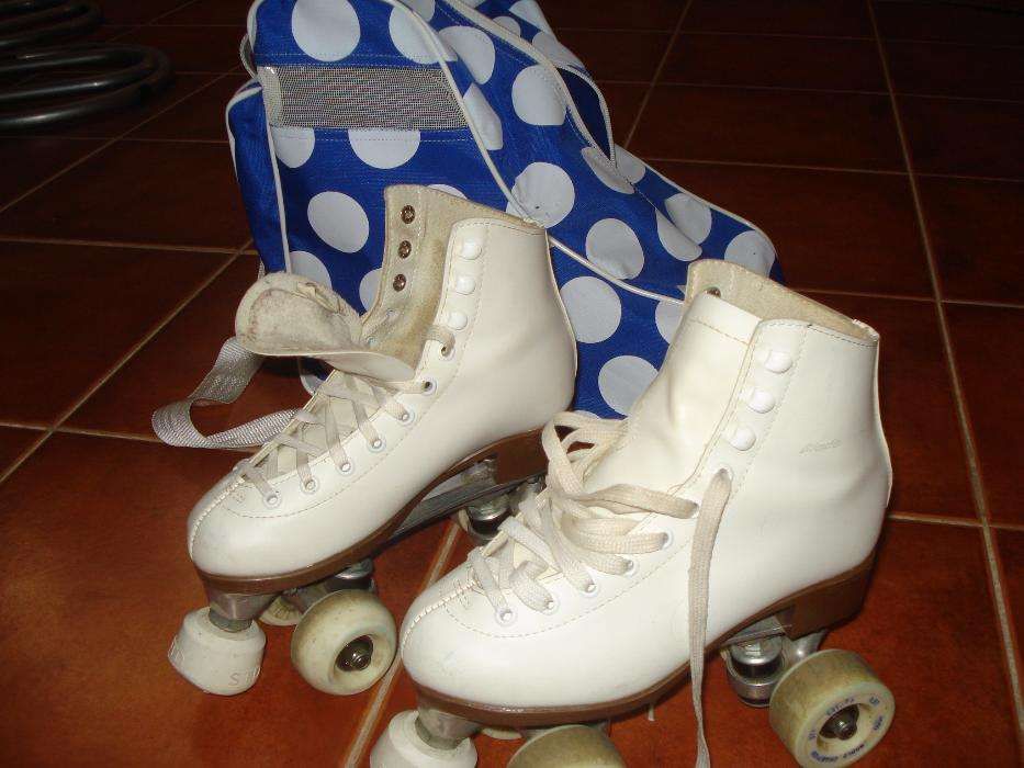 Patins para patinagem artística