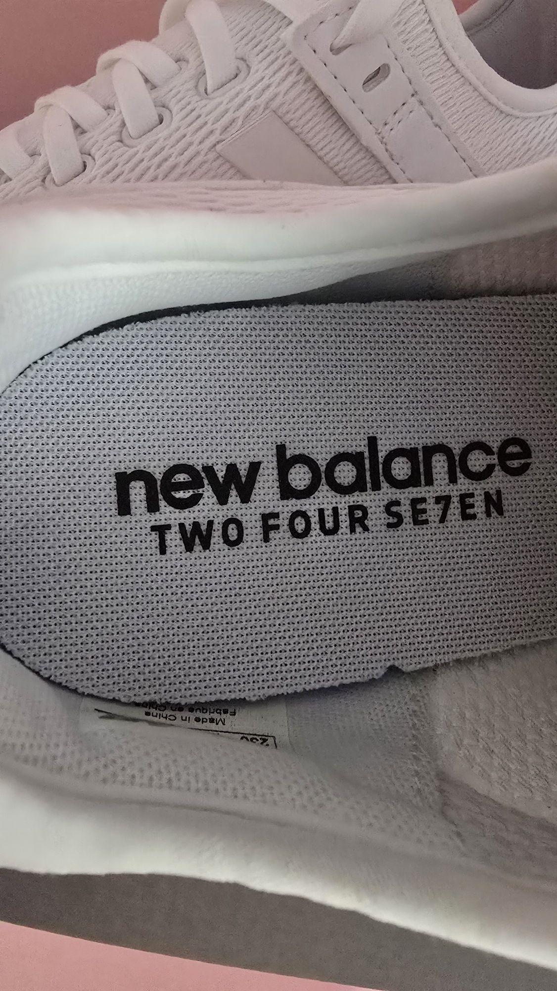 Sneakersy nowe damskie sportowe New Balance rozmiar 37.5